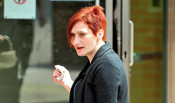 وضعت طفلها في الماء السخن وتناولت المخدرات فوجدته مسلوقا صورة رقم 1