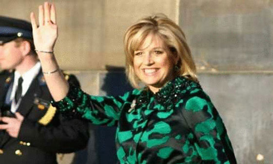 قصص فتيات من عامة الشعب وصلن الى القصور الملكية صورة رقم 18