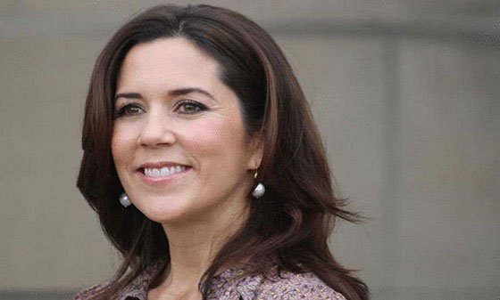 قصص فتيات من عامة الشعب وصلن الى القصور الملكية صورة رقم 21