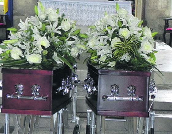 زوجان لم يفترقا 68 عاما وتوفيا بفارق 10 ساعات صورة رقم 1