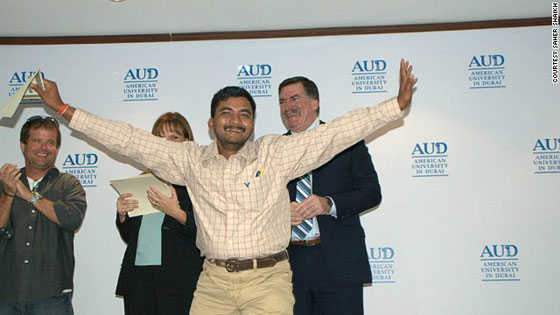 امراة تشغل وظيفة غير سهلة.. وتتبنى 53 الف رجل في دبي صورة رقم 7