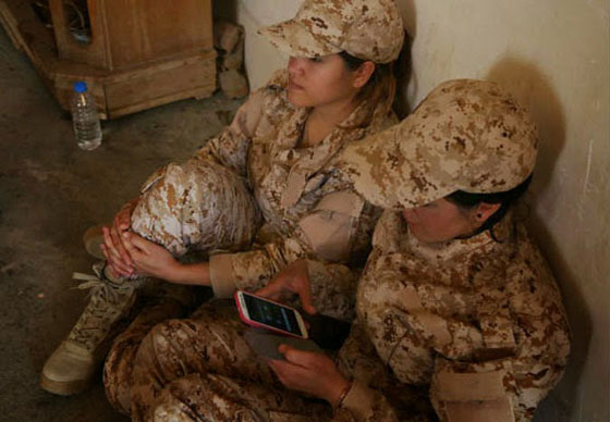  صور: بكامل الزينة.. نساء البشمركة يتصدين لداعش بروح قتالية عالية صورة رقم 10