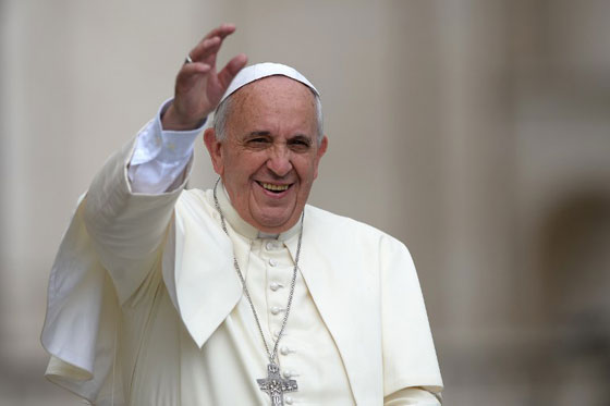 البابا فرنسيس يشجع منتخب 