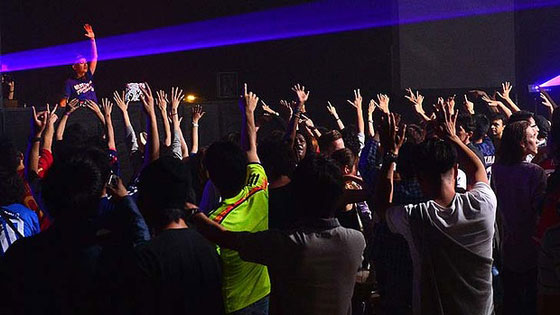  الرقص في ملاهي اليابان بعد منتصف الليل تهمة خطيرة صورة رقم 7