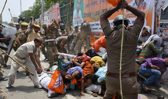 صور تروي قصة اسبوع من الأحداث حول العالم صورة رقم 5