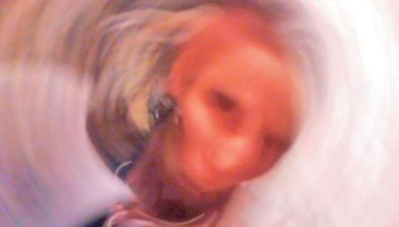 جدة متوفاة.. في صورة Selfie مرعبة تثير ابناء العائلة والحي صورة رقم 1