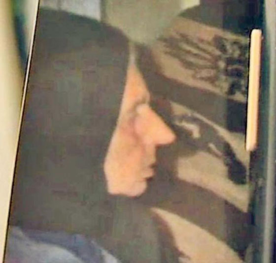 جدة متوفاة.. في صورة Selfie مرعبة تثير ابناء العائلة والحي صورة رقم 4