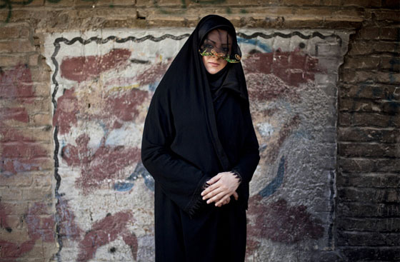 صور.. تكشف عن الوجه الاخر للحياة في ايران المحافظة صورة رقم 20