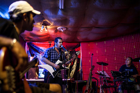 صور.. تكشف عن الوجه الاخر للحياة في ايران المحافظة صورة رقم 51