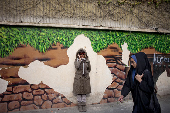 صور.. تكشف عن الوجه الاخر للحياة في ايران المحافظة صورة رقم 3