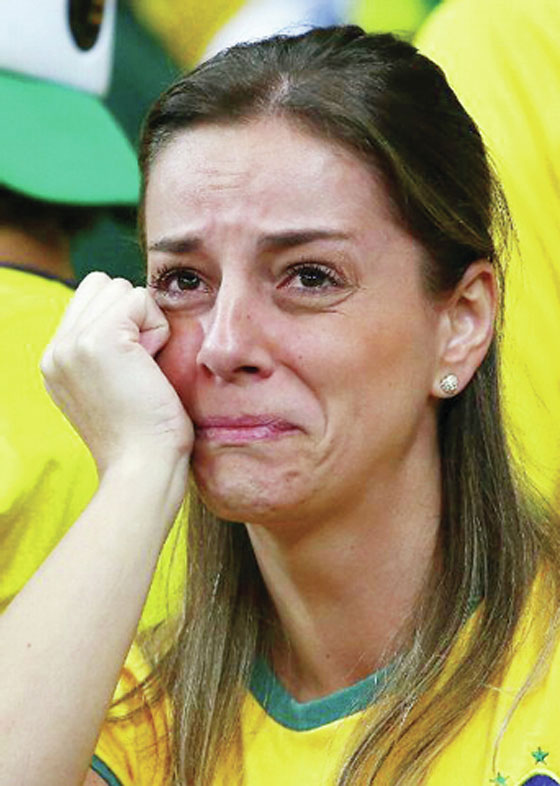 صور فرحة جميلات ألمانيا تهزم دموع فاتنات البرازيل في كاس العالم صورة رقم 12