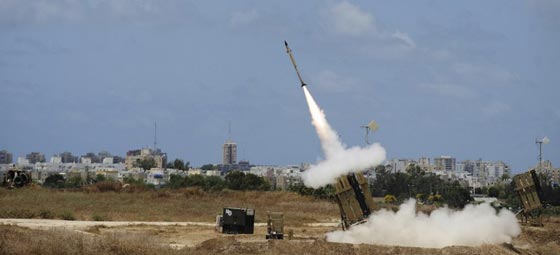 سقوط 3 صواريخ على مدينة ايلات السياحية اطلقت من سيناء صورة رقم 2