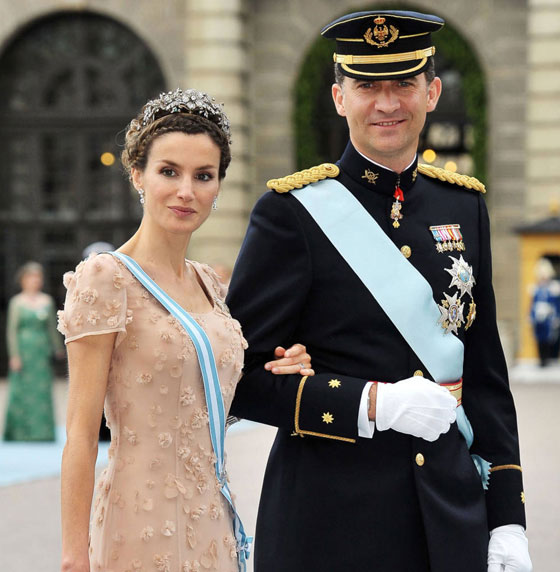 بالصور: ليتيسيا اورتيس.. من بائعة سجائر في المكسيك الى عرش اسبانيا صورة رقم 6