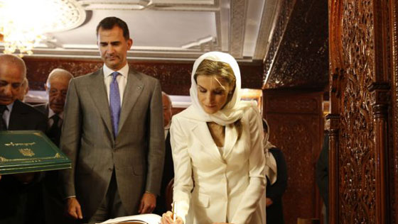 بالصور: ليتيسيا اورتيس.. من بائعة سجائر في المكسيك الى عرش اسبانيا صورة رقم 7