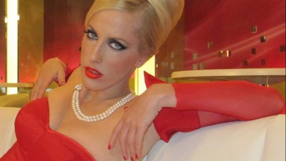 عارضة اسرائيلية شهيرة 