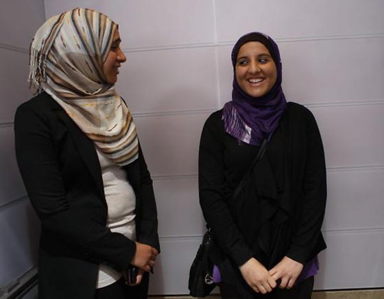 شابة فرنسية: صليت 3 سنوات في الحمام خوفا من والدي والخنزير حرمني طعام امي  صورة رقم 4