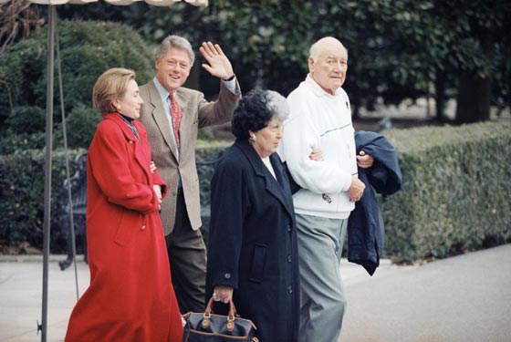 كلينتون كان زير نساء ومونيكا  لم تكن المغامرة الوحيدة في حياته صورة رقم 2