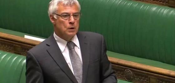 تغريدة تبرر اطلاق الصواريخ الغزية على اسرائيل تحرج نائبا بريطانيا صورة رقم 5