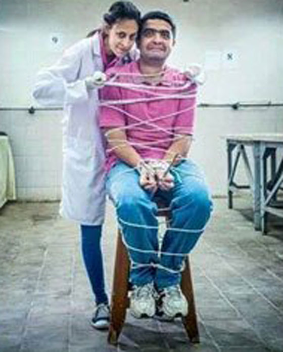 التحقيق مع طبيب مصري احتفل بزفافه في المشرحة وسط الجماجم صورة رقم 4