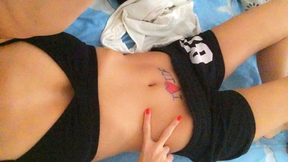 بالصور.. المرأة الاسرائيلية ترفع معنويات الجيش بجسدها العاري!! صورة رقم 4