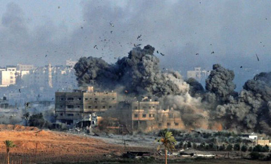 بلير في مرمى النار.. اسرائيل تحرق غزة وهو يقيم حفلا باذخا لزوجته!! صورة رقم 4