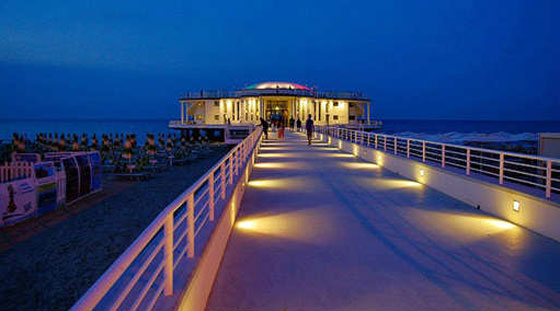 بالصور والكلمة: هذه هي اجمل الارصفة البحرية في العالم.. تعرف عليها صورة رقم 2