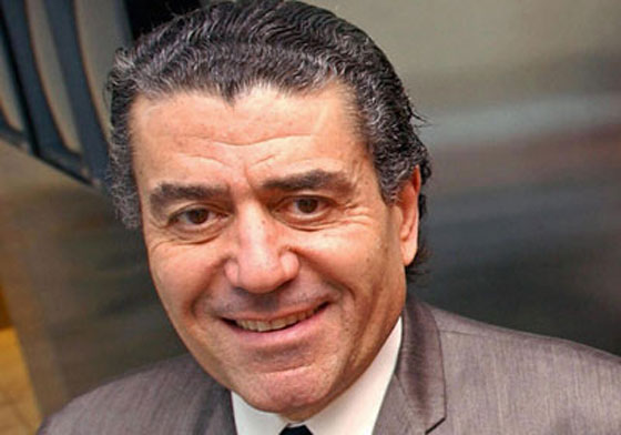 ملياردير مصري اسرائيلي يفتح خزينته لايصال كلنتون الى البيت الابيض صورة رقم 2