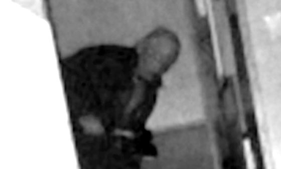 مفاجأة مدهشة.. ظهور شبح يحمل فاسا على متن فرقاطة عسكرية مهجورة صورة رقم 3