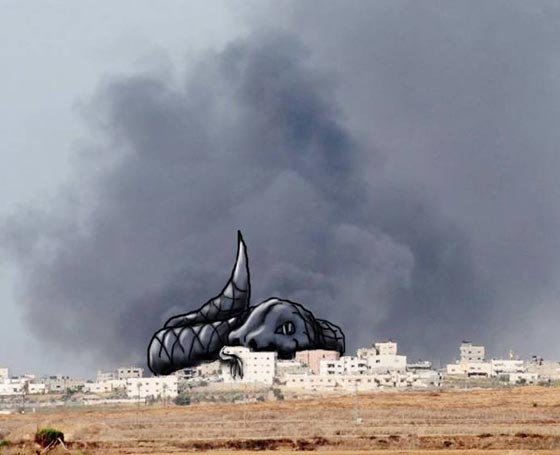 بابداع فنانة فلسطينية.. تحويل دخان القصف الاسرائيلي لغزة الى لوحات  صورة رقم 4