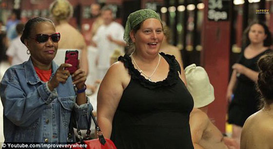 بالصور.. سونا ومساجات داخل مترو الأنفاق بأمريكا صورة رقم 6