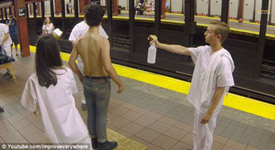 بالصور.. سونا ومساجات داخل مترو الأنفاق بأمريكا صورة رقم 4