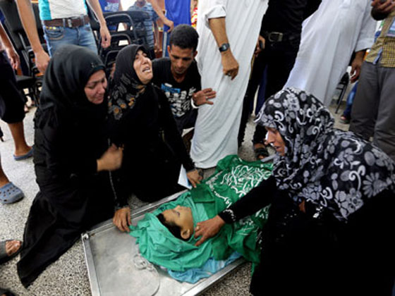 مؤثر.. الطفل الشهيد احمد القايض يقتل فؤاد امه مرتين صورة رقم 1