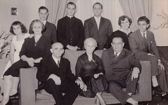 تكشفها السجلات.. حقائق غير معروفة عن اصول والدي الحبر الاعظم صورة رقم 2