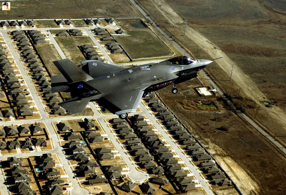 بسبب جرف غزة.. الولايات المتحدة توقف شحنة صواريخ الى اسرائيل صورة رقم 2