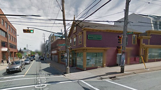 يحدث في كندا.. سود يفصلون موظفة لأنها ليست شديدة السواد!! صورة رقم 2