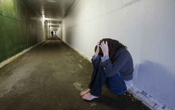 اغتصب فتاة واتصل بالشرطة باكيا يطلب القبض عليه! صورة رقم 1