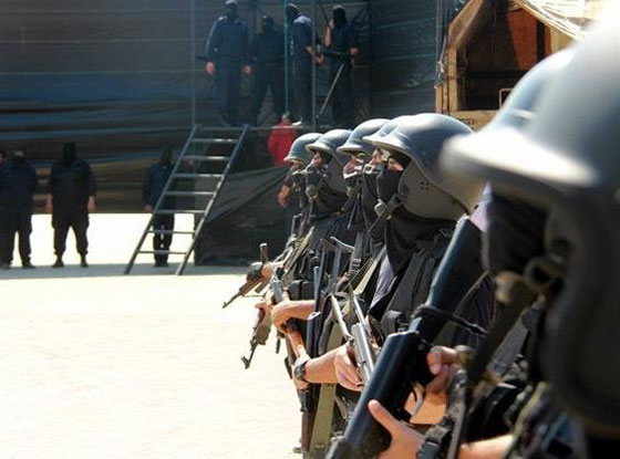  حماس تعلن عن مرحلة خنق الرقاب وتعدم 11 عميلا مع اسرائيل  صورة رقم 1