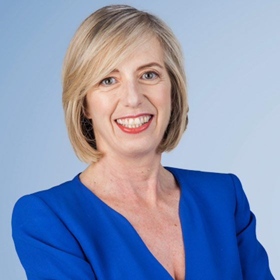 صورة لوزيرة التعليم الايطالية منزوعة تثير جدلا واسعا صورة رقم 2