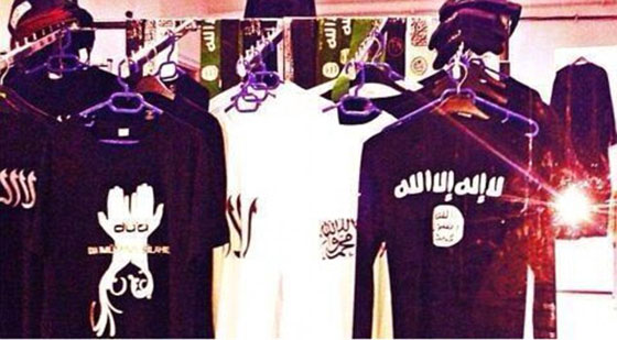 مجموعة ملابس داعش الجديدة تثير العالم.. هل هي واحدة من فظائعه؟ صورة رقم 1