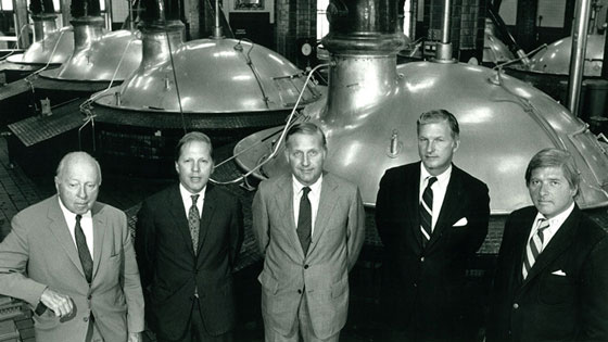 كانوا اثرياء واصبحوا فقراء.. تعرف على 4 عائلات فقدت ثروتها صورة رقم 4