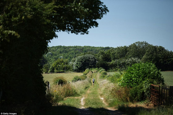 كيف يمكن للبريطاني زيارة اجمل بلدان العالم بقروش معدودة؟ صورة رقم 15