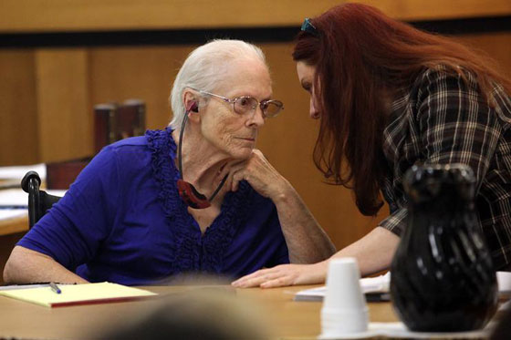 السجن المؤبد لأمريكية مسنة (75 عاما) قتلت زوجها قبل 40 عاما صورة رقم 1