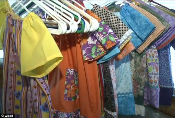 عجوز امريكية تخيط فستانا كل يوم لأطفال أفريقيا الفقراء صورة رقم 3