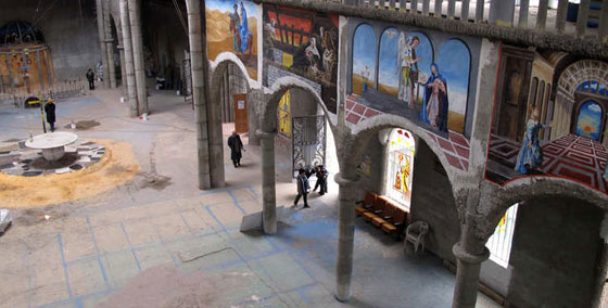  شاهد بالصور.. شيدوا قصورا بأجمل تصاميم من النفايات صورة رقم 7