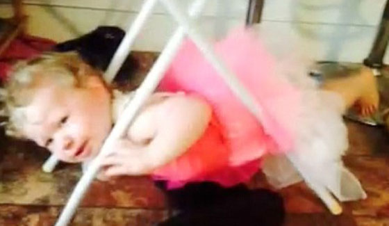 بالصور.. هذه هي الاماكن السحرية التي يحتجز الاطفال انفسهم فيها!! صورة رقم 12