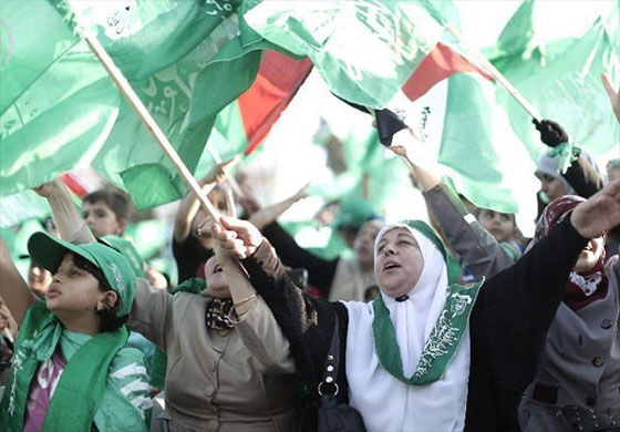 الجرف الصامد يرفع شعبية حماس للقمة صورة رقم 4