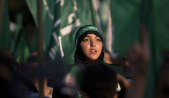 الجرف الصامد يرفع شعبية حماس للقمة صورة رقم 1