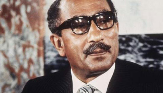  شبيه السادات يستعيد لحظات ظهوره الاول في ميدان التحرير صورة رقم 16