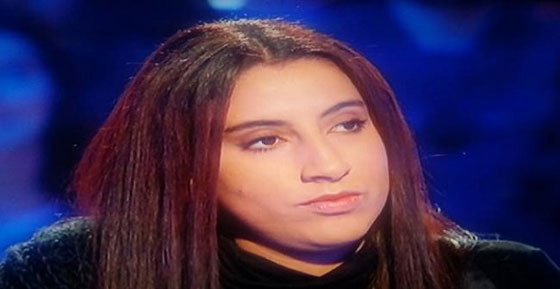  اصغر رهينة فرنسية في سوريا تعود الى حضن والدتها بسلام صورة رقم 6