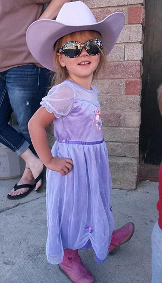 جريمة محيّرة.. ام تقتل طفليها خنقا وتعبر عن حبها الشديد لهما صورة رقم 4